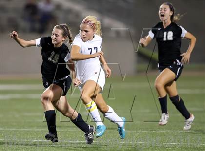 Thumbnail 1 in Cedar Ridge vs Hendrickson (UIL 5A Region 2 Regional Quarterfinal) photogallery.