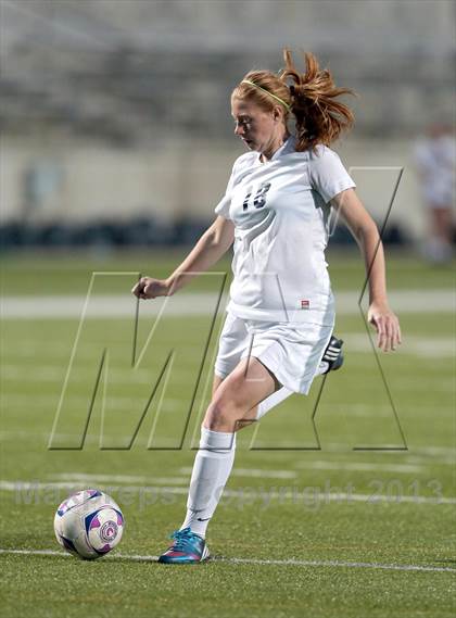 Thumbnail 2 in Cedar Ridge vs Hendrickson (UIL 5A Region 2 Regional Quarterfinal) photogallery.