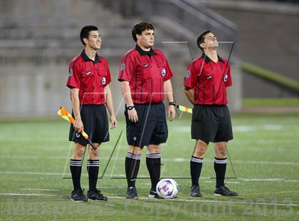 Thumbnail 2 in Cedar Ridge vs Hendrickson (UIL 5A Region 2 Regional Quarterfinal) photogallery.