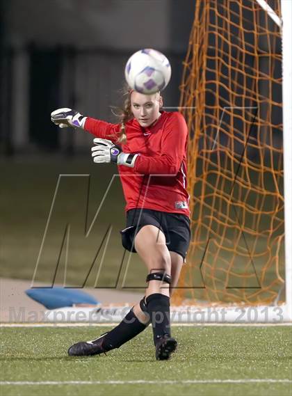 Thumbnail 1 in Cedar Ridge vs Hendrickson (UIL 5A Region 2 Regional Quarterfinal) photogallery.