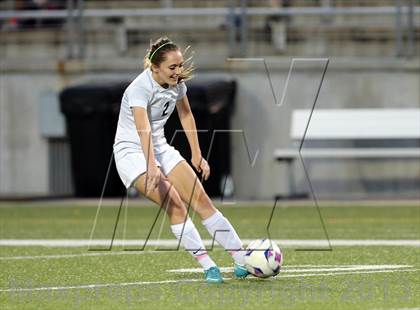 Thumbnail 2 in Cedar Ridge vs Hendrickson (UIL 5A Region 2 Regional Quarterfinal) photogallery.