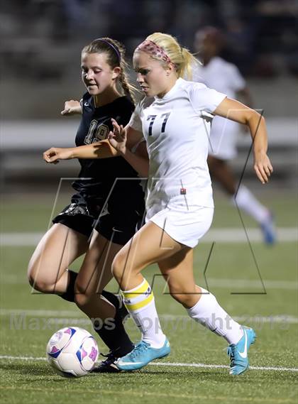Thumbnail 1 in Cedar Ridge vs Hendrickson (UIL 5A Region 2 Regional Quarterfinal) photogallery.