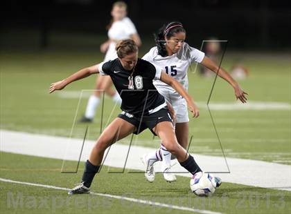 Thumbnail 3 in Cedar Ridge vs Hendrickson (UIL 5A Region 2 Regional Quarterfinal) photogallery.