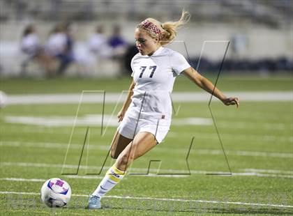 Thumbnail 2 in Cedar Ridge vs Hendrickson (UIL 5A Region 2 Regional Quarterfinal) photogallery.