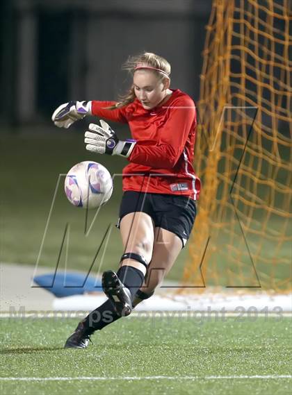 Thumbnail 3 in Cedar Ridge vs Hendrickson (UIL 5A Region 2 Regional Quarterfinal) photogallery.