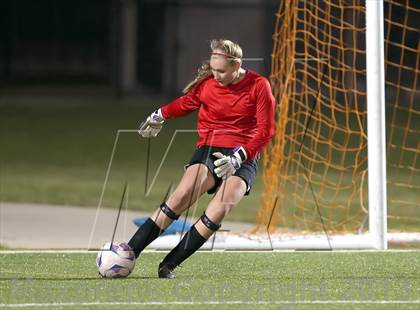 Thumbnail 2 in Cedar Ridge vs Hendrickson (UIL 5A Region 2 Regional Quarterfinal) photogallery.