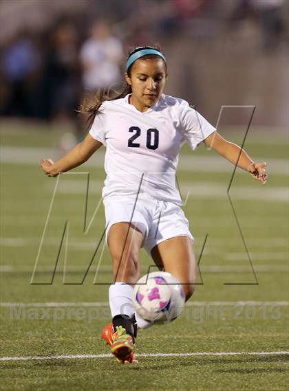 Thumbnail 1 in Cedar Ridge vs Hendrickson (UIL 5A Region 2 Regional Quarterfinal) photogallery.