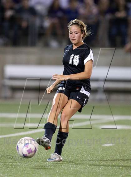 Thumbnail 3 in Cedar Ridge vs Hendrickson (UIL 5A Region 2 Regional Quarterfinal) photogallery.