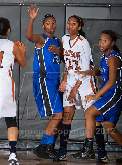Thumbnail 2 in Cypress Creek vs. Madison (McDonald's Texas Invitational) photogallery.