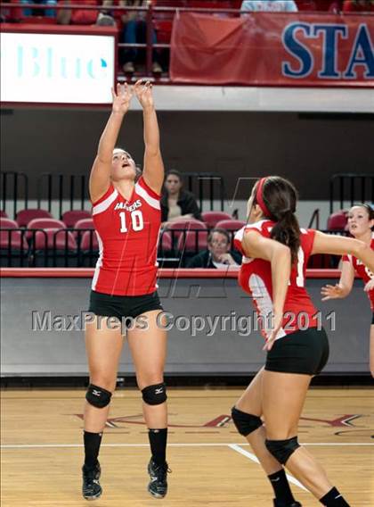 Thumbnail 2 in Cardinal Gibbons vs. North Iredell (NCHSAA 3A Final) photogallery.