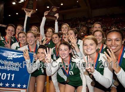 Thumbnail 3 in Cardinal Gibbons vs. North Iredell (NCHSAA 3A Final) photogallery.