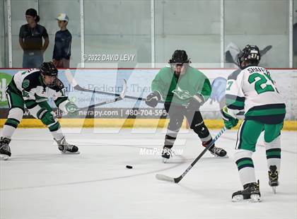 Thumbnail 2 in Perry-Basha D2B @ Campo D3 photogallery.