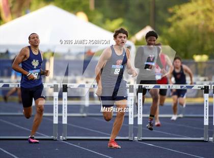 Thumbnail 1 in FHSAA Class 1A Final (400m Hurdles) photogallery.