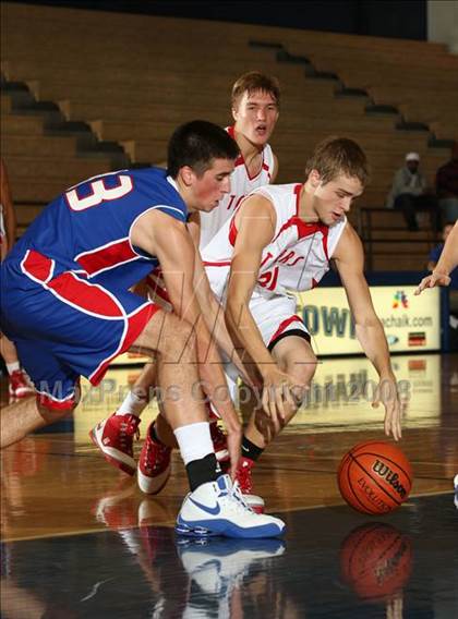 Thumbnail 3 in Belton vs. Midway (Georgetown Jack Frost Invitational) photogallery.