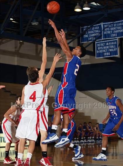 Thumbnail 3 in Belton vs. Midway (Georgetown Jack Frost Invitational) photogallery.