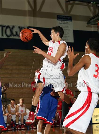 Thumbnail 1 in Belton vs. Midway (Georgetown Jack Frost Invitational) photogallery.