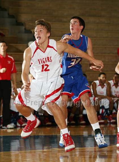 Thumbnail 3 in Belton vs. Midway (Georgetown Jack Frost Invitational) photogallery.