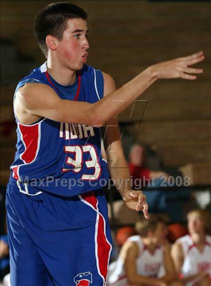 Thumbnail 2 in Belton vs. Midway (Georgetown Jack Frost Invitational) photogallery.