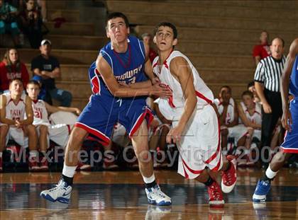 Thumbnail 3 in Belton vs. Midway (Georgetown Jack Frost Invitational) photogallery.
