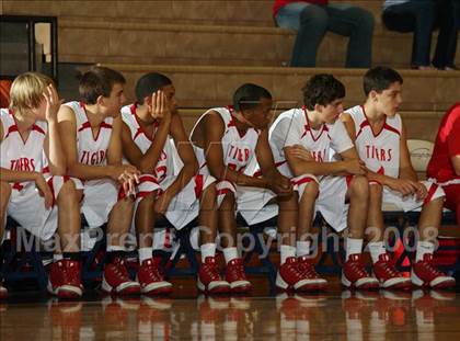 Thumbnail 2 in Belton vs. Midway (Georgetown Jack Frost Invitational) photogallery.