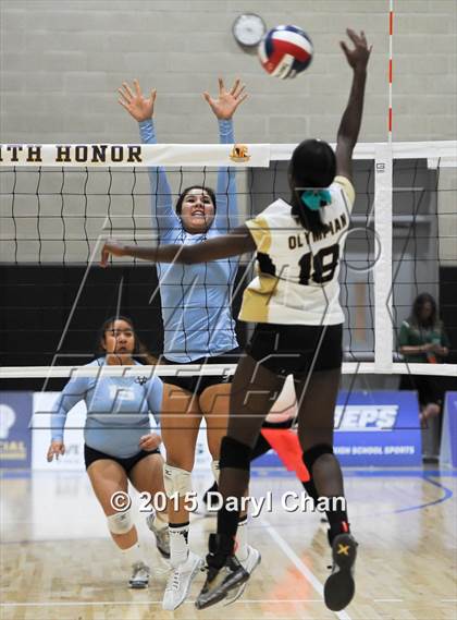 Thumbnail 1 in Valley Christian vs. Olympian (CIF State D3 Final) photogallery.