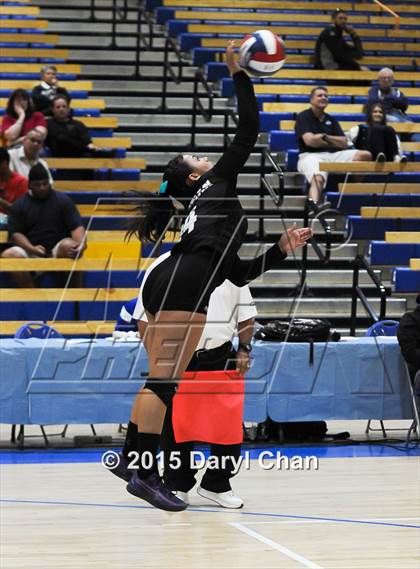 Thumbnail 2 in Valley Christian vs. Olympian (CIF State D3 Final) photogallery.