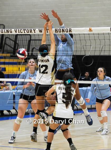 Thumbnail 2 in Valley Christian vs. Olympian (CIF State D3 Final) photogallery.