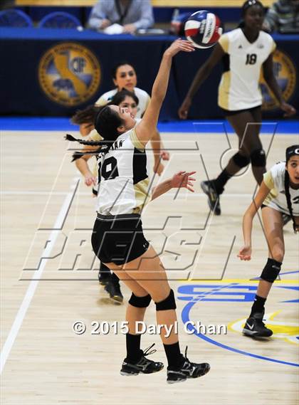 Thumbnail 2 in Valley Christian vs. Olympian (CIF State D3 Final) photogallery.