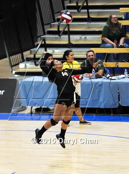 Thumbnail 3 in Valley Christian vs. Olympian (CIF State D3 Final) photogallery.