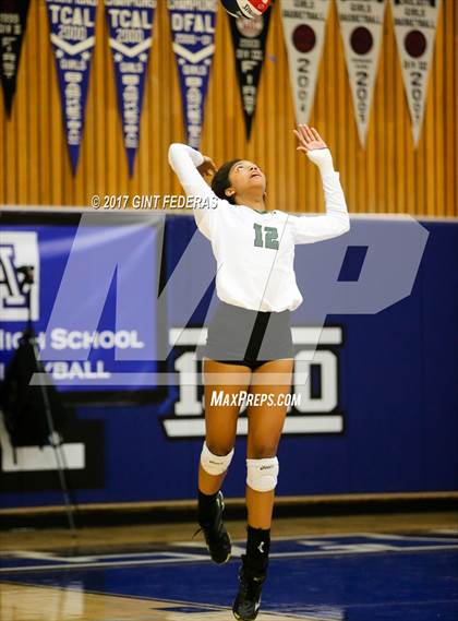 Thumbnail 1 in Miramonte @ Acalanes photogallery.