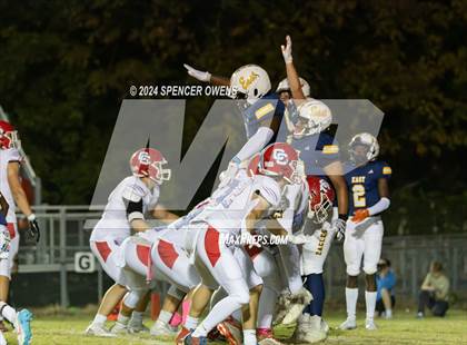 Thumbnail 2 in Charlotte Catholic @ East Mecklenburg photogallery.