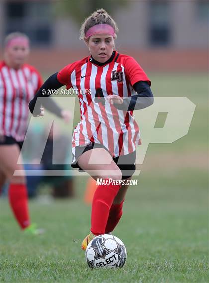Thumbnail 2 in Amanda-Clearcreek @ Liberty Union (OHSAA D3 Sectional) photogallery.