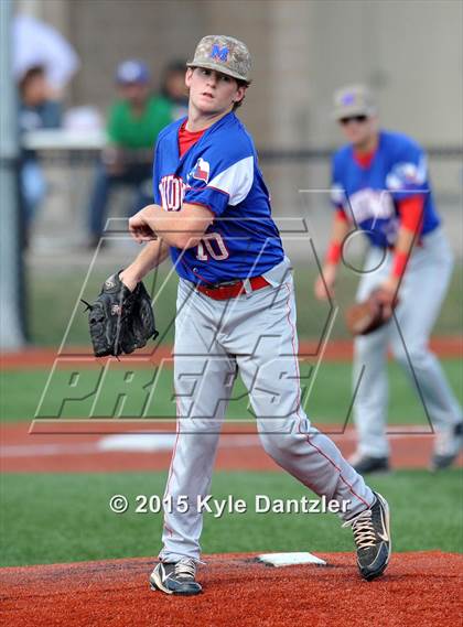 Thumbnail 3 in Midway vs Rowlett (UIL 6A Region 2 Bi-District) photogallery.