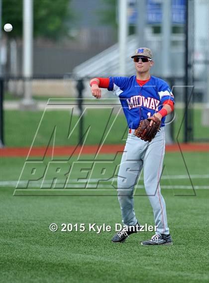 Thumbnail 3 in Midway vs Rowlett (UIL 6A Region 2 Bi-District) photogallery.