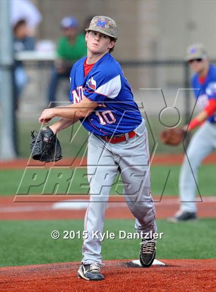 Thumbnail 2 in Midway vs Rowlett (UIL 6A Region 2 Bi-District) photogallery.