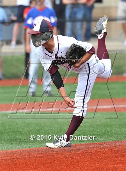 Thumbnail 1 in Midway vs Rowlett (UIL 6A Region 2 Bi-District) photogallery.