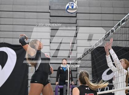 Thumbnail 3 in Mater Dei @ Marist (Durango Fall Classic) photogallery.