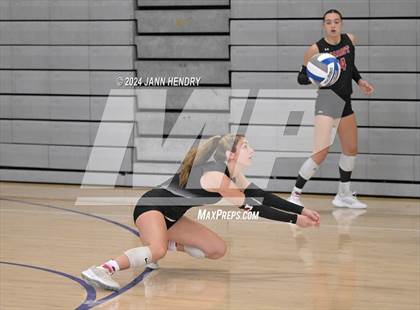 Thumbnail 3 in Mater Dei @ Marist (Durango Fall Classic) photogallery.