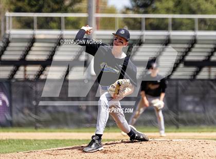 Thumbnail 3 in Fort Wayne Blackhawk Christian @ Leo photogallery.