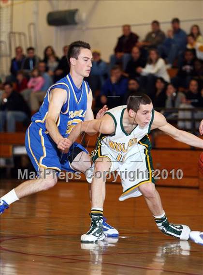 Thumbnail 2 in San Ramon Valley vs. Foothill (CIF NCS D1 Playoffs) photogallery.