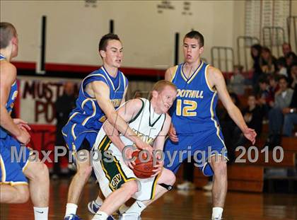 Thumbnail 2 in San Ramon Valley vs. Foothill (CIF NCS D1 Playoffs) photogallery.