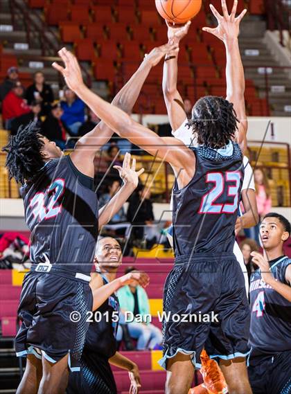 Thumbnail 1 in Hirschi vs. Hampton Prep (Fantasy of Lights) photogallery.