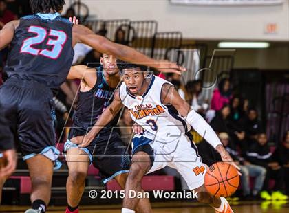 Thumbnail 3 in Hirschi vs. Hampton Prep (Fantasy of Lights) photogallery.