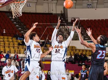 Thumbnail 1 in Hirschi vs. Hampton Prep (Fantasy of Lights) photogallery.