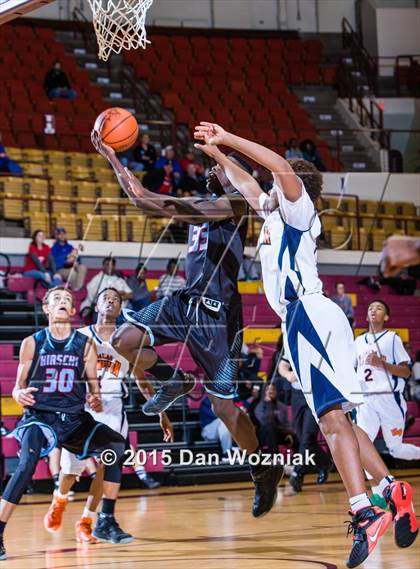 Thumbnail 3 in Hirschi vs. Hampton Prep (Fantasy of Lights) photogallery.