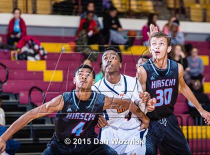 Thumbnail 2 in Hirschi vs. Hampton Prep (Fantasy of Lights) photogallery.