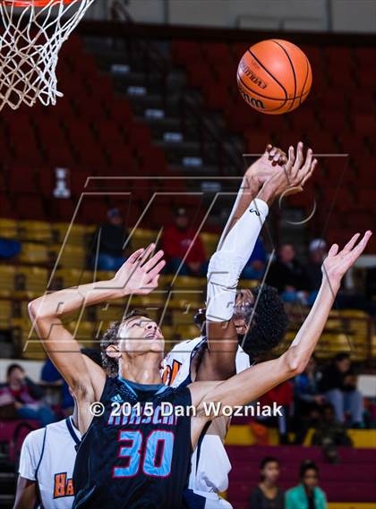 Thumbnail 2 in Hirschi vs. Hampton Prep (Fantasy of Lights) photogallery.