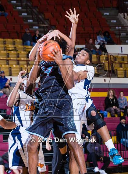 Thumbnail 1 in Hirschi vs. Hampton Prep (Fantasy of Lights) photogallery.
