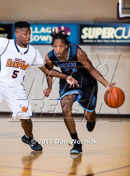 Thumbnail 2 in Hirschi vs. Hampton Prep (Fantasy of Lights) photogallery.
