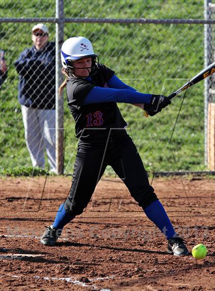 Thumbnail 2 in South-Doyle vs William Blount  (Foothills Classic) photogallery.